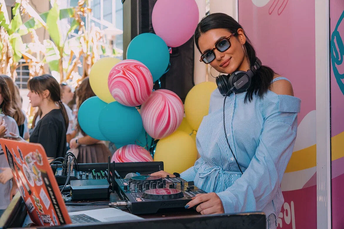 DJ Krutskaya открытие ресторана ЧИКО Сочи